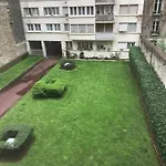 2 pièces lumineux et calme à Paris
